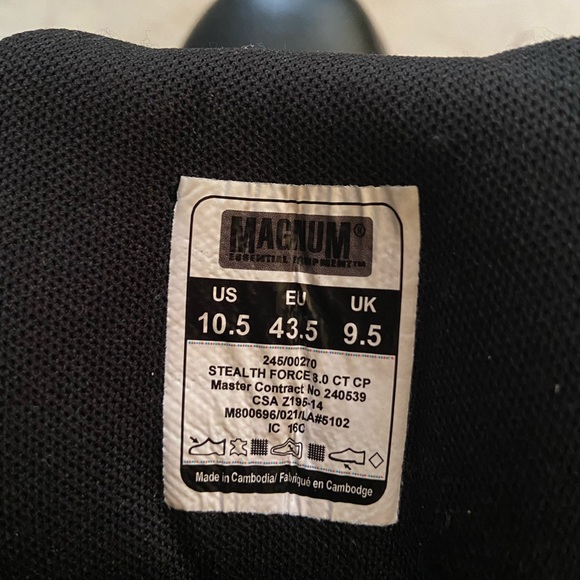 Men’s Size 10.5 Magnum Stealth Force Steel Toe Safety Work Boots - Picture 4 of 4